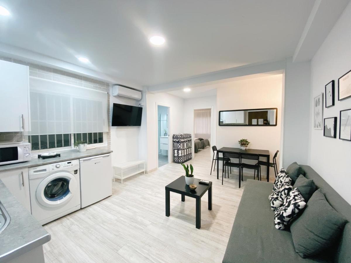 Gmc Turistics - Great Apartment For Groups & Families Malaga Zewnętrze zdjęcie