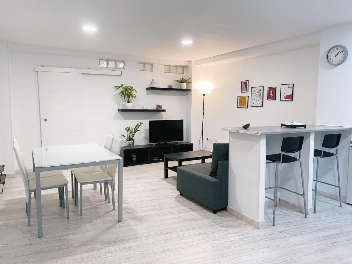Gmc Turistics - Great Apartment For Groups & Families Malaga Zewnętrze zdjęcie