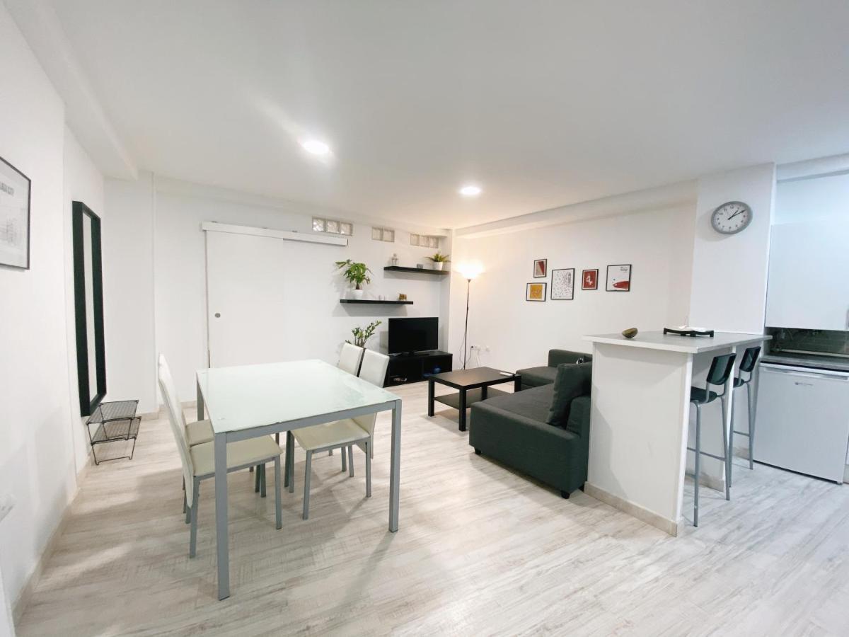 Gmc Turistics - Great Apartment For Groups & Families Malaga Zewnętrze zdjęcie