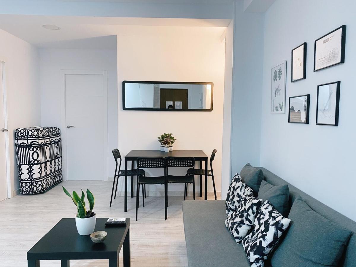 Gmc Turistics - Great Apartment For Groups & Families Malaga Zewnętrze zdjęcie